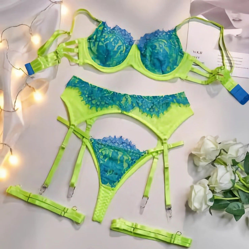 FREEDOMBEAUTY | Wild Rose Tricolor Block Lace Sexy Lingerie Set with Garter Thong