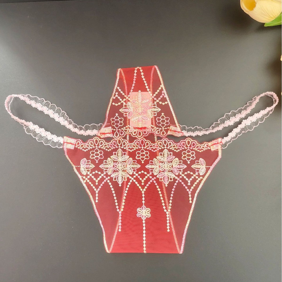 FREEDOMBEAUTY | Sexy transparent red mesh embroidered women's thong three-color matching lace lace crotchless light