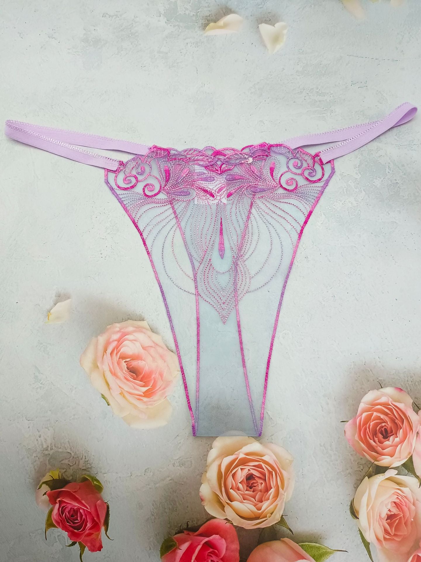 FREEDOMBEAUTY | Transparent mesh embroidery sexy perspective light women's sexy thong three-color optional pattern embroidery cross-border