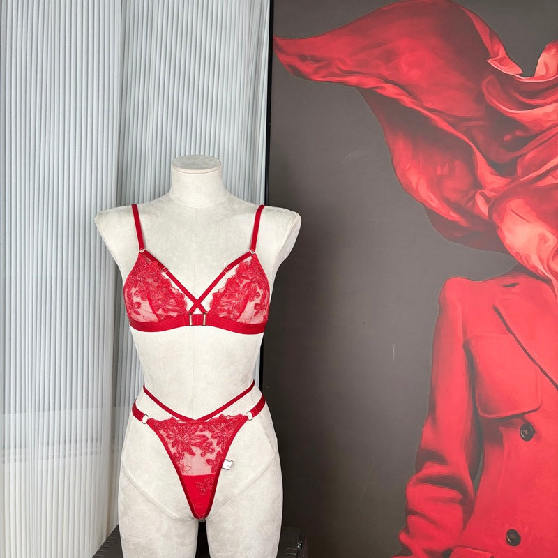 FREEDOMBEAUTY | FQ2886 silver embroidery velvet triangle cup sexy perspective bralette three-point European and American foreign trade cross-border black