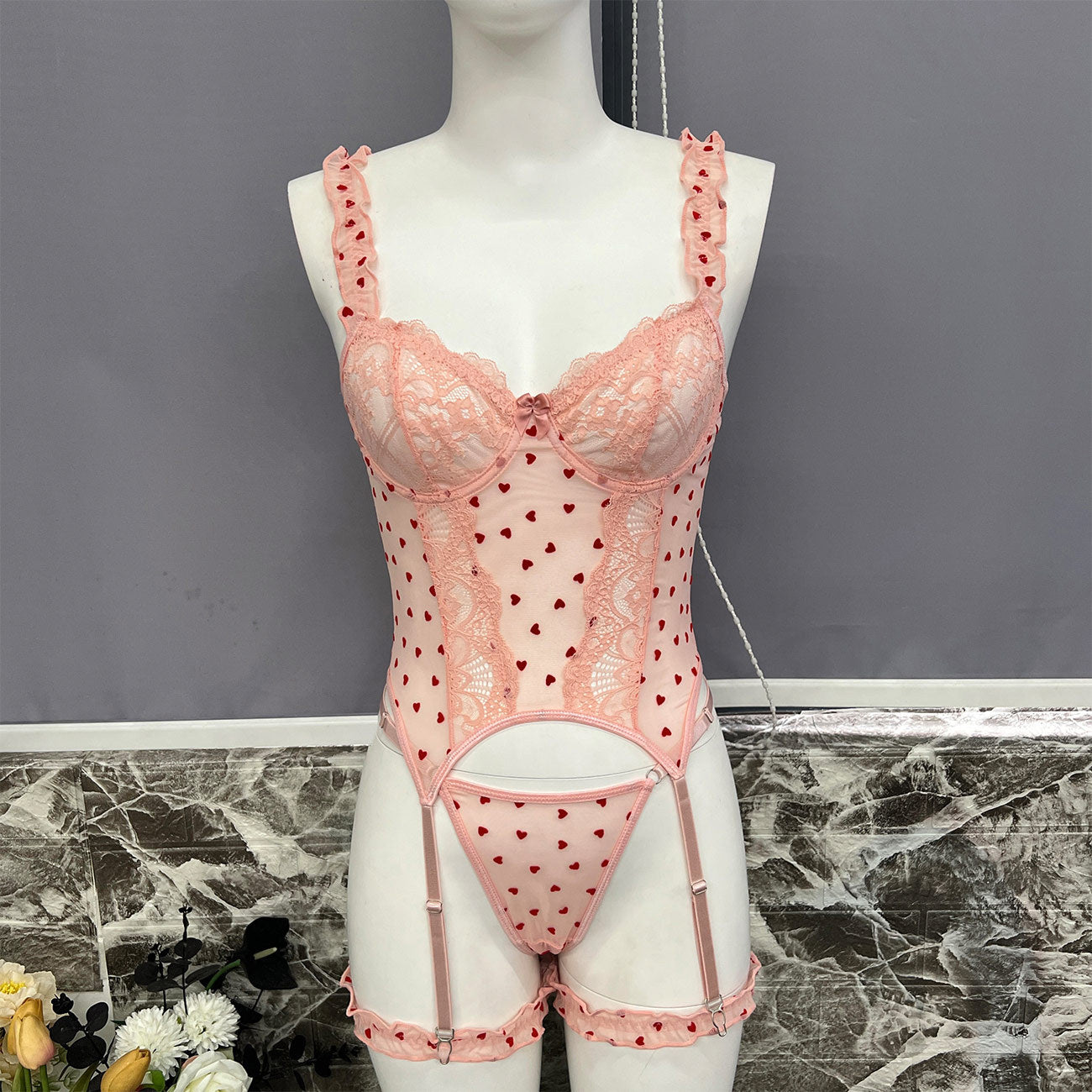 freedombeauty|Flocking Love 4-piece Sexy Ladies Underwear Set Suspender Bra + Thong + 2 Leg Socks