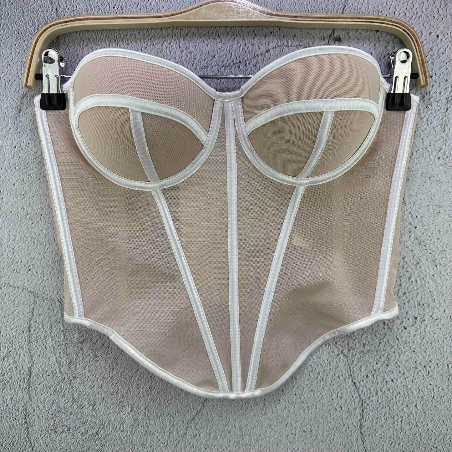 FREEDOMBEAUTY | European and American style hot-selling new mesh small vest sling retro slim and breathable temperament fishbone breast cup top women