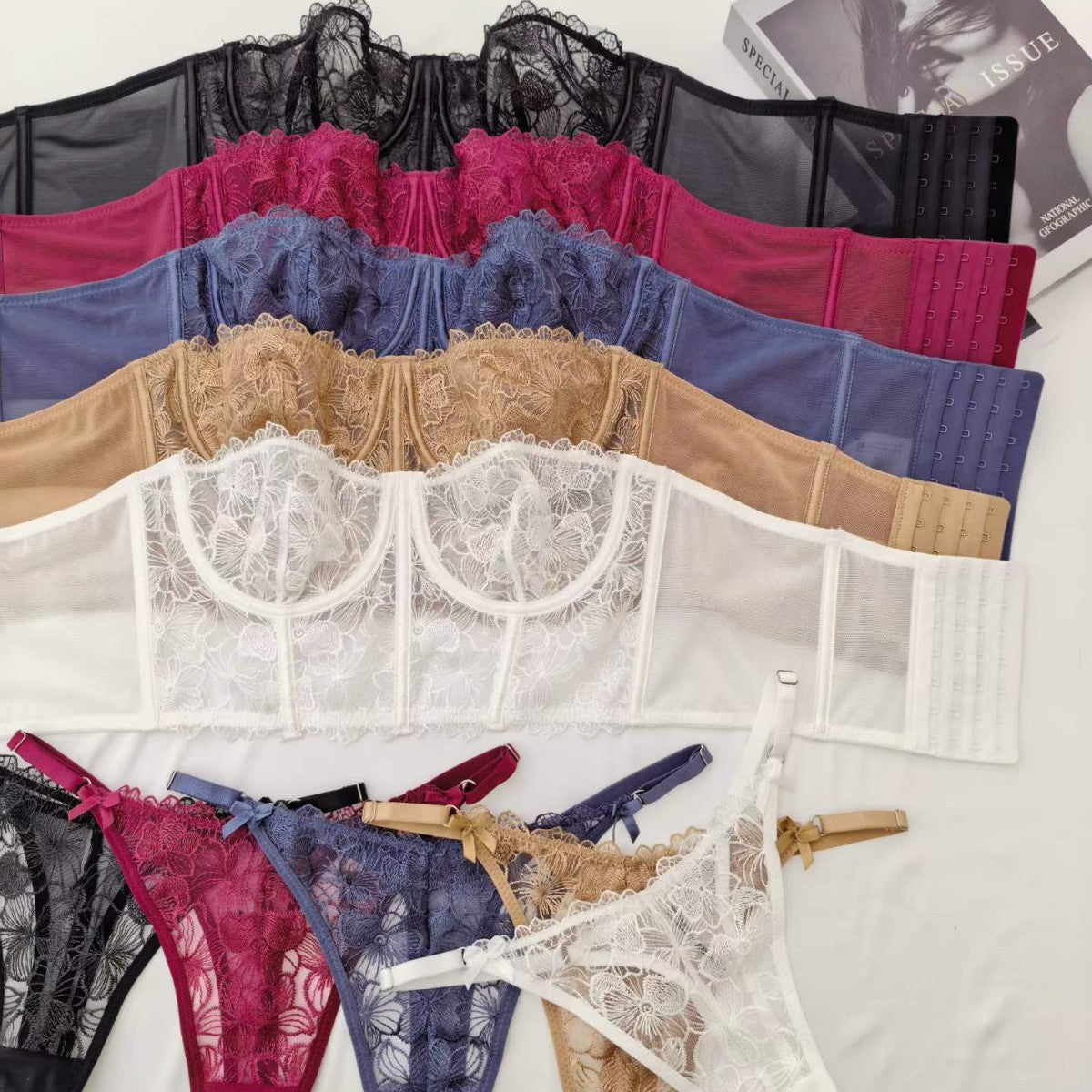 FREEDOMBEAUTY | Sexy lace embroidered ultra-thin French underwear with big breasts and small fishbone clothes, removable shoulder straps, gathering bra set