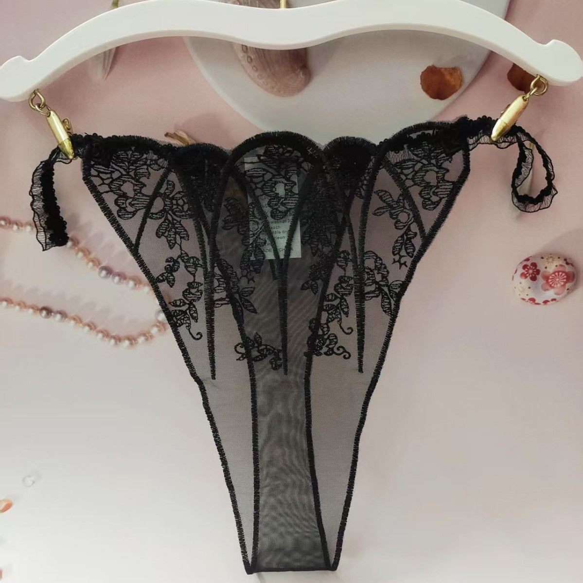 FREEDOMBEAUTY | New women's triangular mesh lace hollow sexy European and American mesh mountains embroidery color matching cross-border perspective T-character