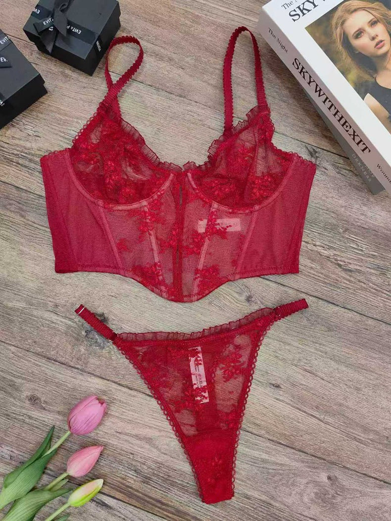 FREEDOMBEAUTY | Slim lace embroidered French underwear foreign trade sexy trousers fungus edge bra cross-border fishbone suit bra set