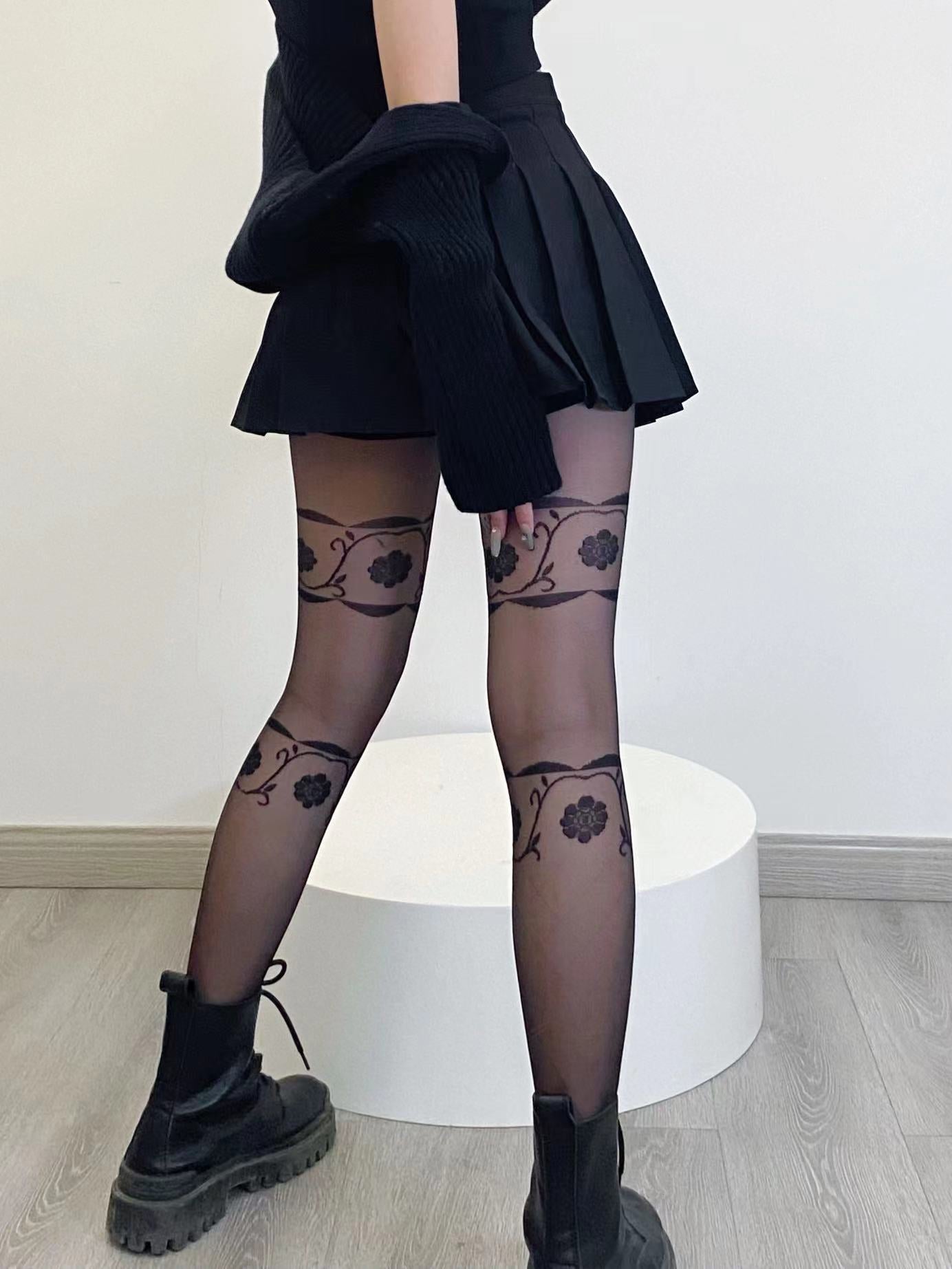FREEDOMBEAUTY | Spring and Summer Retro Jacquard Dark Pattern Rhombus Thighs Roses Belly and Hips Pure Sweet and Cool Bottom Core-spun Yarn Stockings