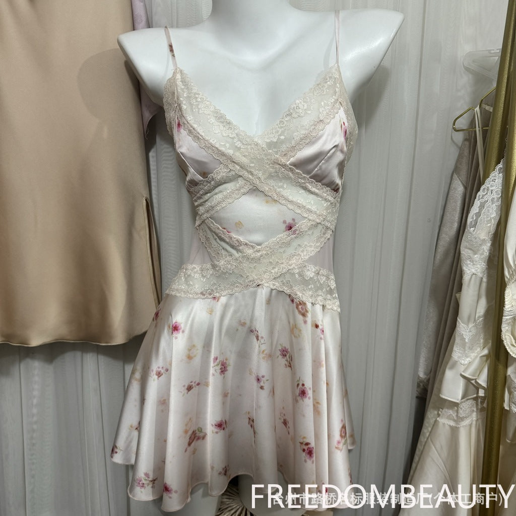 FREEDOMBEAUTY71090 Lace suspender nightdress women's summer ice silk pure desire wind perspective splicing sexy loungewear with chest pad