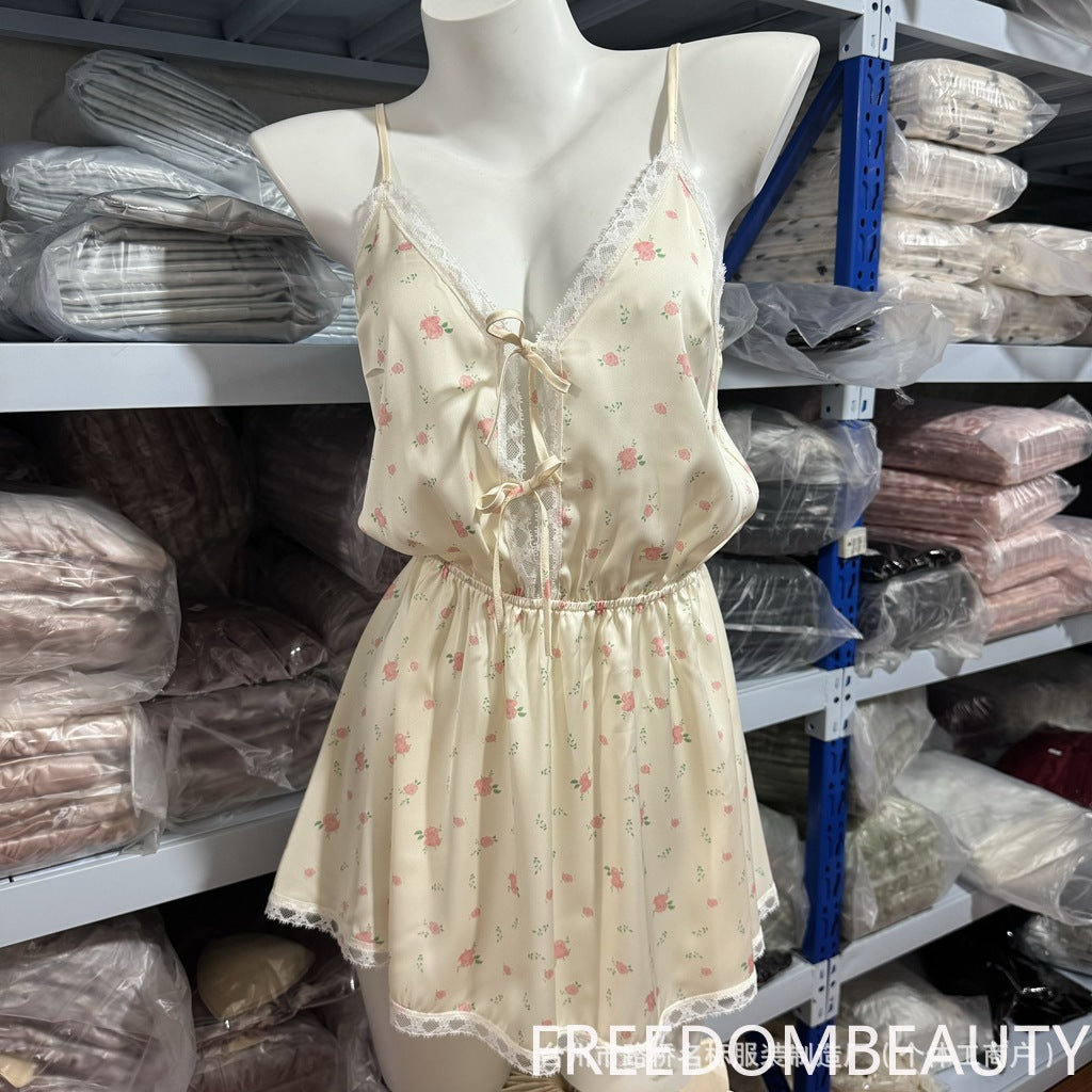 FREEDOMBEAUTY | 71060 Summer ice silk nightdress with chest pad thin ins wind floral lace edge cute pajamas loungewear Nana