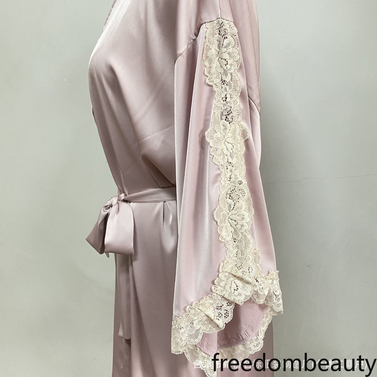 FreedomBeauty | 7020 Separate robe